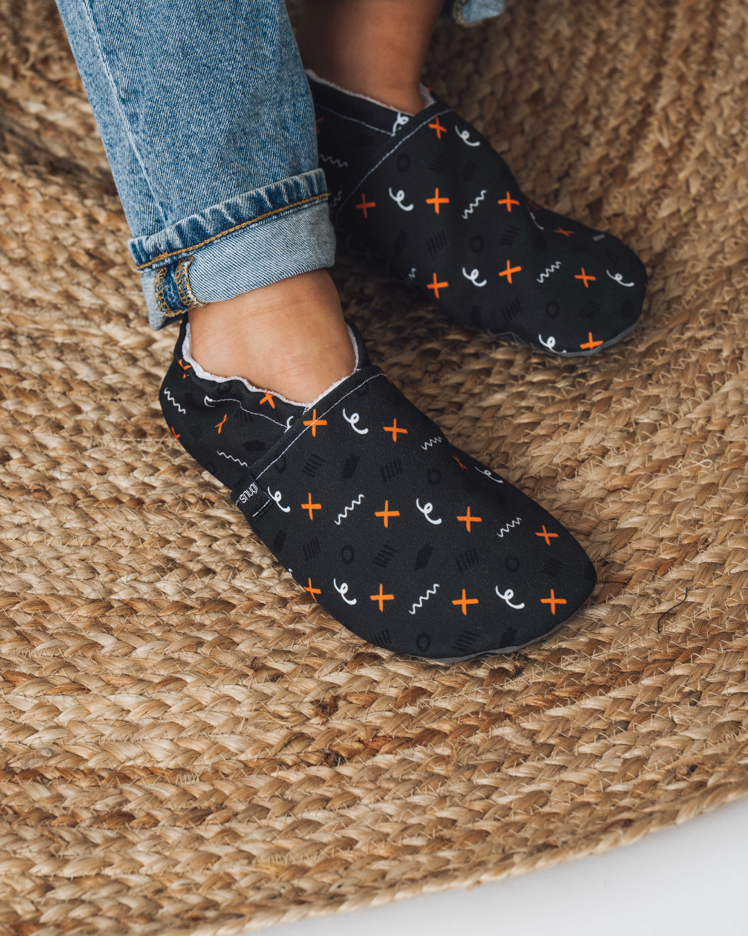 Barefoot copati Geometric