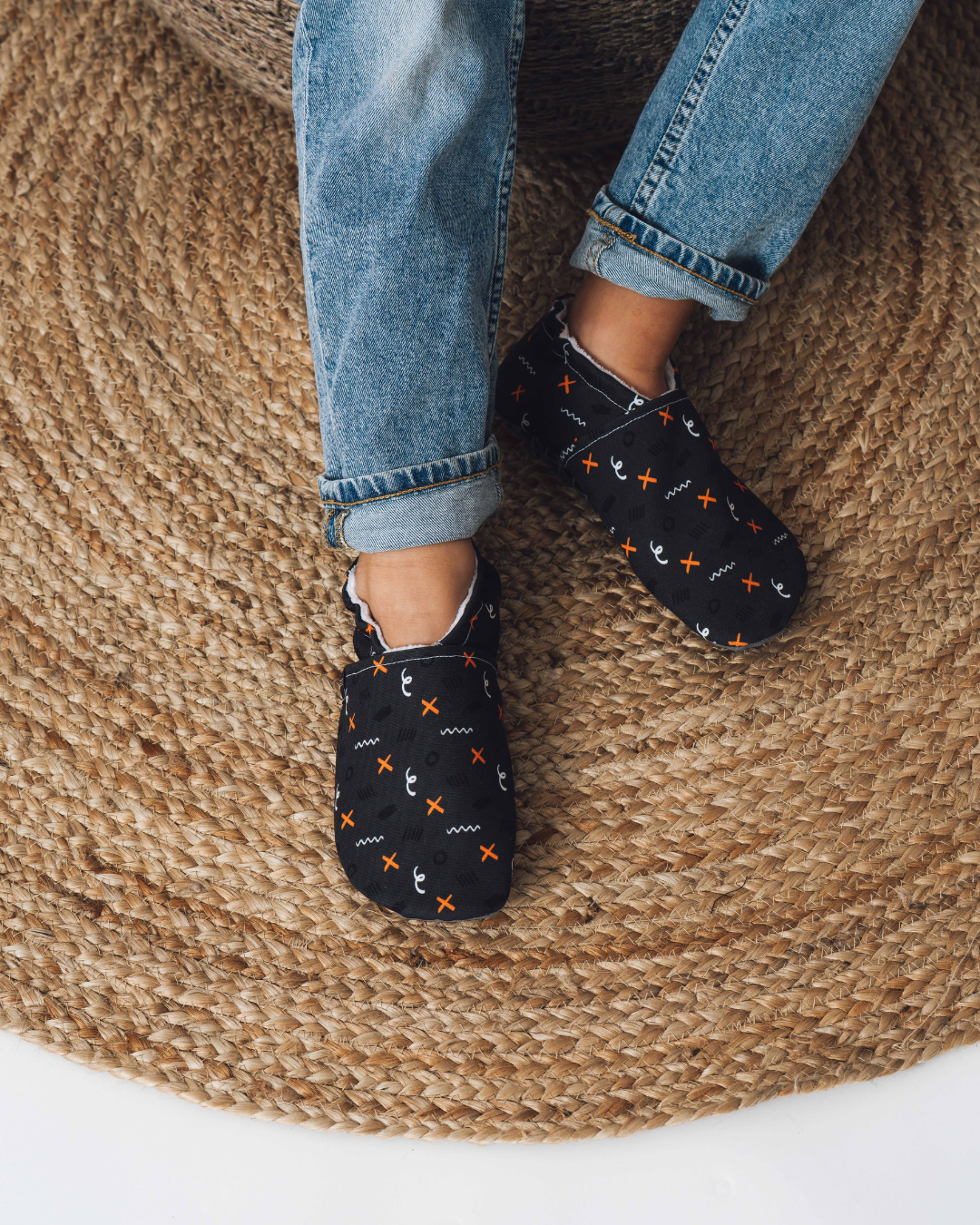 Barefoot copati Geometric